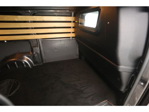 Opel Vivaro-e 75 kWh L2H1 | Snelladen | SOH 90% | Airco | Cruise | Camera | Carplay | Parkeersens. ActivLease financial lease