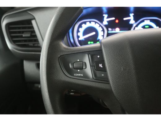 Opel Vivaro-e Peugeot e-Expert 75 kWh L3H1 | Snelladen | SOH 97% | Airco | Cruise | Carplay | 3 Zits | Parkeers... ActivLease financial lease