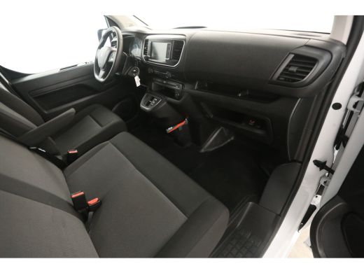 Opel Vivaro-e Peugeot e-Expert 75 kWh L3H1 | Snelladen | SOH 97% | Airco | Cruise | Carplay | 3 Zits | Parkeers... ActivLease financial lease