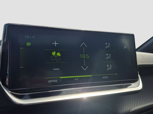 Peugeot 208 1.2 PureTech GT Pack Panoramadak | Stoelverwarming | Keyless | Full LED | Camera | Full map navig... ActivLease financial lease