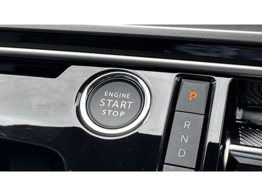 Peugeot 3008 1.2 HYBRID 145PK GT AUTOMAAT / NAVI / LEDER / CLIMA / LED / PDC / 19" LMV / ALCANTARA / CAMERA / ... ActivLease financial lease