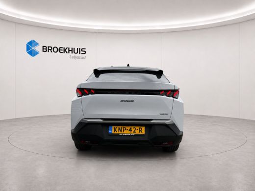 Peugeot 3008 1.2 HYBRID 145PK GT AUTOMAAT / NAVI / LEDER / CLIMA / LED / PDC / 19" LMV / ALCANTARA / CAMERA / ... ActivLease financial lease