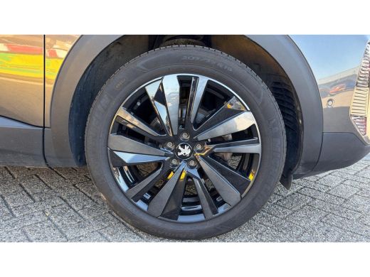 Peugeot 3008 1.2 PURETECH 130PK GT PACK AUTOMAAT / NAVI / LEDER / CLIMA / PDC / 19" LMV / CAMERA / BLACK PACK ... ActivLease financial lease
