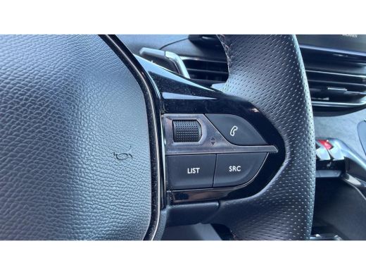 Peugeot 3008 1.2 PURETECH 130PK GT PACK AUTOMAAT / NAVI / LEDER / CLIMA / PDC / 19" LMV / CAMERA / BLACK PACK ... ActivLease financial lease