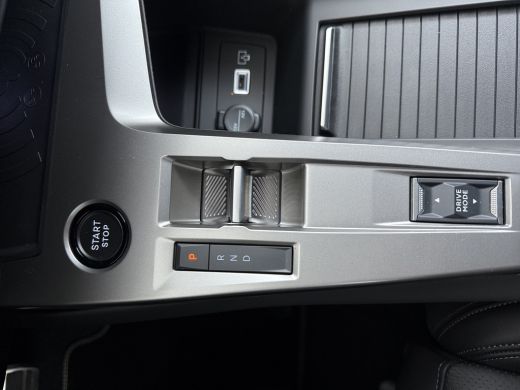 Peugeot 408 | Demo Deal | GT Exclusive 58 kWh | Audio installatie | Keyless entry | Warmtepomp ActivLease financial lease