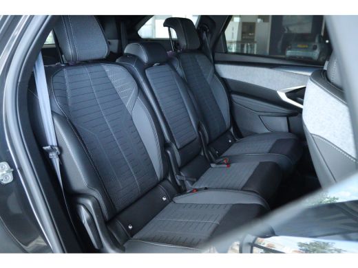 Peugeot 5008 1.2 Hybrid 145 GT 7p | Cruise Control | Stoel+Stuurverwarming | Camera | Keyless | MATRIX | Carpl... ActivLease financial lease