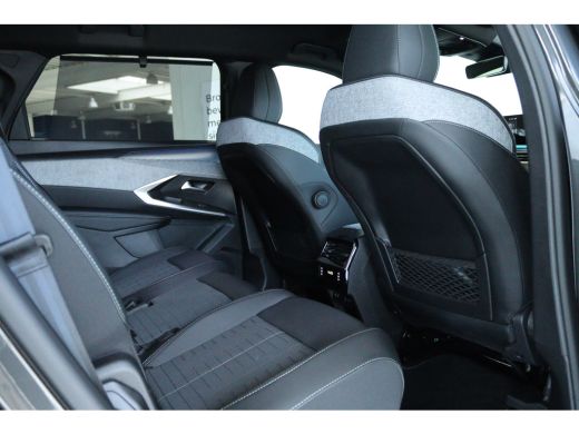 Peugeot 5008 1.2 Hybrid 145 GT 7p | Cruise Control | Stoel+Stuurverwarming | Camera | Keyless | MATRIX | Carpl... ActivLease financial lease