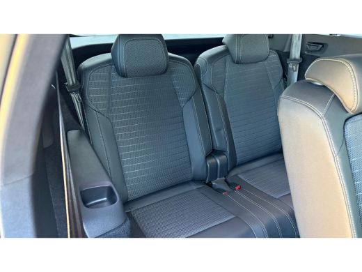 Peugeot 5008 1.2 HYBRID 145PK 7-ZITS GT AUTOMAAT / NAVI / LEDER / CLIMA / FULL-LED / 19" LMV / KEYLESS / CAMER... ActivLease financial lease