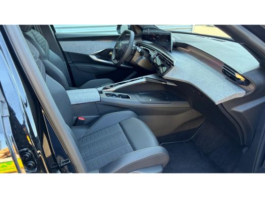 Peugeot 5008 1.2 HYBRID 145PK 7-ZITS GT AUTOMAAT / NAVI / LEDER / CLIMA / FULL-LED / 19" LMV / KEYLESS / CAMER... ActivLease financial lease