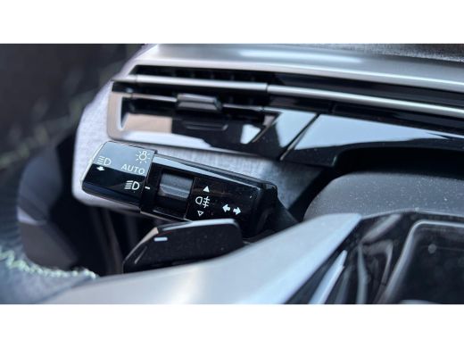 Peugeot 5008 1.2 HYBRID 145PK 7-ZITS GT AUTOMAAT / NAVI / LEDER / CLIMA / FULL-LED / 19" LMV / KEYLESS / CAMER... ActivLease financial lease
