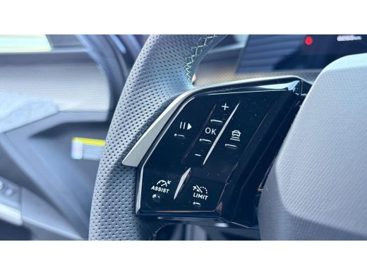 Peugeot 5008 1.2 HYBRID 145PK 7-ZITS GT AUTOMAAT / NAVI / LEDER / CLIMA / FULL-LED / 19" LMV / KEYLESS / CAMER... ActivLease financial lease