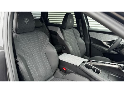 Peugeot 5008 1.2 HYBRID 145PK 7-ZITS GT AUTOMAAT / NAVI / LEDER / CLIMA / FULL-LED / 19" LMV / KEYLESS / CAMER... ActivLease financial lease