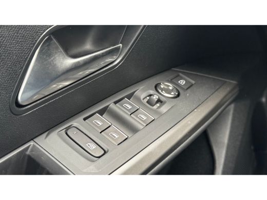 Peugeot 5008 1.2 HYBRID 145PK 7-ZITS GT AUTOMAAT / NAVI / LEDER / CLIMA / FULL-LED / 19" LMV / KEYLESS / CAMER... ActivLease financial lease