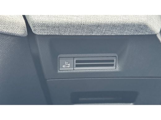 Peugeot 5008 1.2 HYBRID 145PK 7-ZITS GT AUTOMAAT / NAVI / LEDER / CLIMA / FULL-LED / 19" LMV / KEYLESS / CAMER... ActivLease financial lease