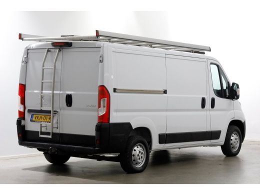 Peugeot Boxer 335 2.2 BlueHDi 140pk L2H1 Premium Airco/Navi/2x Schuifdeur 04-2021 ActivLease financial lease