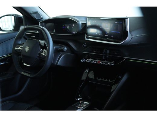 Peugeot e-2008 EV GT 54 kWh | Cruise Control | Camera | Keyless | Carplay | Climate | LED | Sfeerverlichting ActivLease financial lease