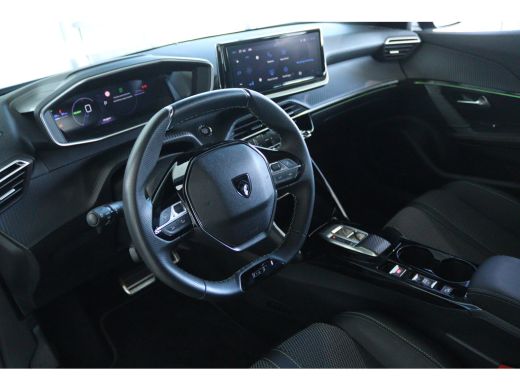 Peugeot e-2008 EV GT 54 kWh | Cruise Control | Camera | Keyless | Carplay | Climate | LED | Sfeerverlichting ActivLease financial lease