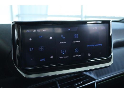 Peugeot e-2008 EV GT 54 kWh | Cruise Control | Camera | Keyless | Carplay | Climate | LED | Sfeerverlichting ActivLease financial lease