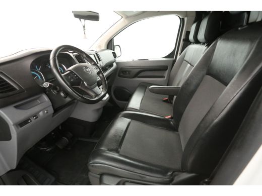 Peugeot e-Expert Opel Vivaro-e L2H1 Innovation 75 kWh | Snelladen | SOH 89% | Clima | Cruise | Carplay | 3 Zits | ... ActivLease financial lease