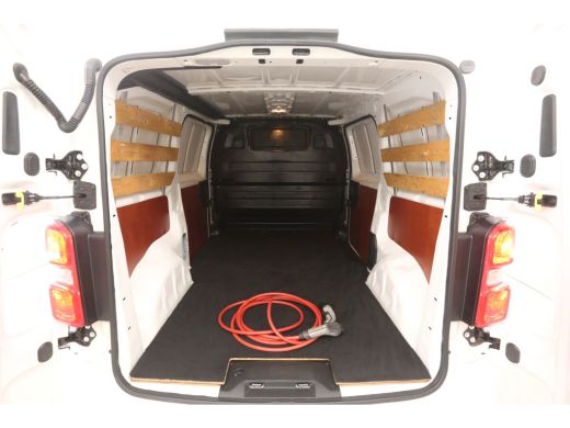 Peugeot e-Expert Opel Vivaro-e L2H1 Innovation 75 kWh | Snelladen | SOH 89% | Clima | Cruise | Carplay | 3 Zits | ... ActivLease financial lease