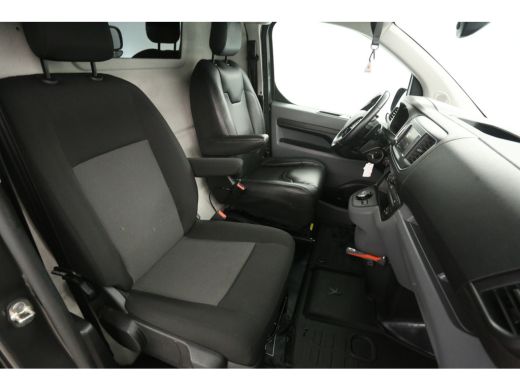 Peugeot Expert 2.0 BlueHDI 145PK L2H1 | Automaat | Airco | Cruise | Camera | Carplay | Parkeersens. ActivLease financial lease