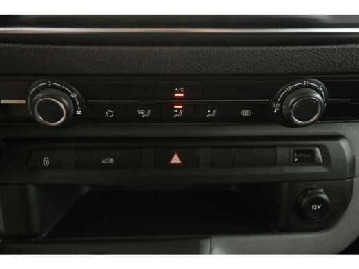 Peugeot Expert 2.0 BlueHDI 145PK L2H1 | Automaat | Airco | Cruise | Camera | Carplay | Parkeersens. ActivLease financial lease