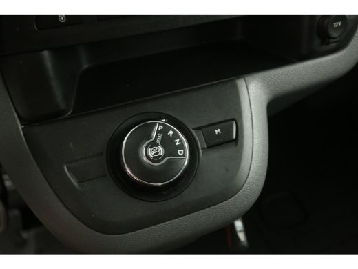 Peugeot Expert 2.0 BlueHDI 145PK L2H1 | Automaat | Airco | Cruise | Camera | Carplay | Parkeersens. ActivLease financial lease