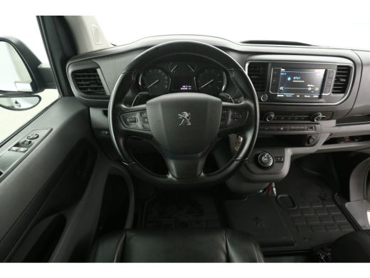 Peugeot Expert 2.0 BlueHDI 145PK L2H1 | Automaat | Airco | Cruise | Camera | Carplay | Parkeersens. ActivLease financial lease