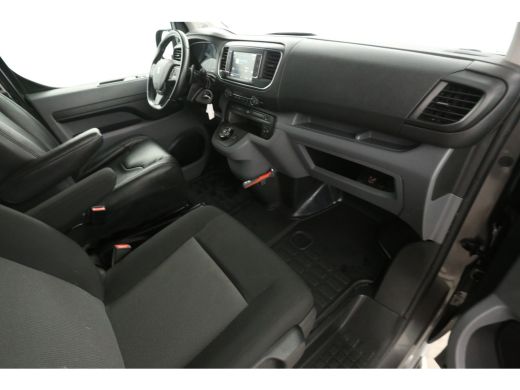 Peugeot Expert 2.0 BlueHDI 145PK L2H1 | Automaat | Airco | Cruise | Camera | Carplay | Parkeersens. ActivLease financial lease