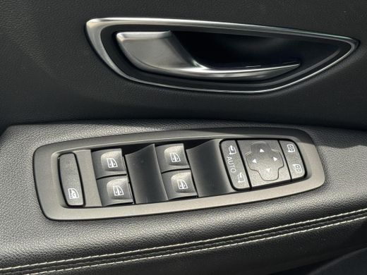 Renault Grand Sc&eacute;nic 1.3 TCe 160PK Executive 7p. NL-AUTO | TREKHAAK | LEDER | ActivLease financial lease