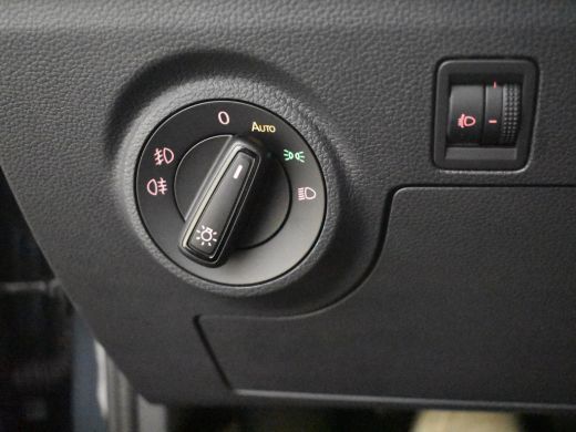 Seat Arona Reference | Cruise Control | Parkeersensoren achter | Rijstrookbehoudassistent (Lane Assist) ActivLease financial lease