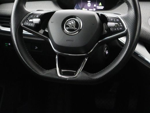 Skoda Enyaq iV | SOH 92.1% | Trekhaak | Stuur/stoel verwarming | Half Leder | Cruise control | Camera | Carplay ... ActivLease financial lease