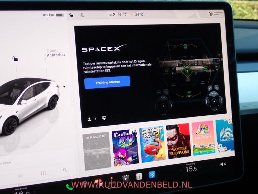 Tesla Model Y Long Range AWD 75kWh 90%SOH TREKHAAK + 20-INCH / PREMIUM-WHITE INTERIEUR ActivLease financial lease