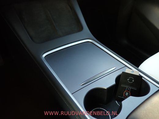 Tesla Model Y Long Range AWD 75kWh 90%SOH TREKHAAK + 20-INCH / PREMIUM-WHITE INTERIEUR ActivLease financial lease