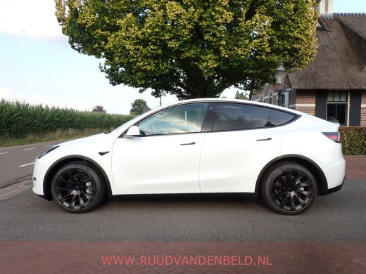Tesla Model Y Long Range AWD 75kWh 90%SOH TREKHAAK + 20-INCH / PREMIUM-WHITE INTERIEUR ActivLease financial lease