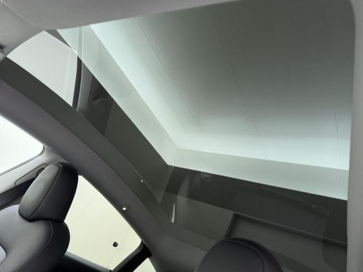 Tesla Model Y Performance AWD 75 kWh VAN:43.900,- VOOR:40.877,- UW HERFSTVOORDEEL:3.023,- SOH 94% | AFN. TREKHA... ActivLease financial lease