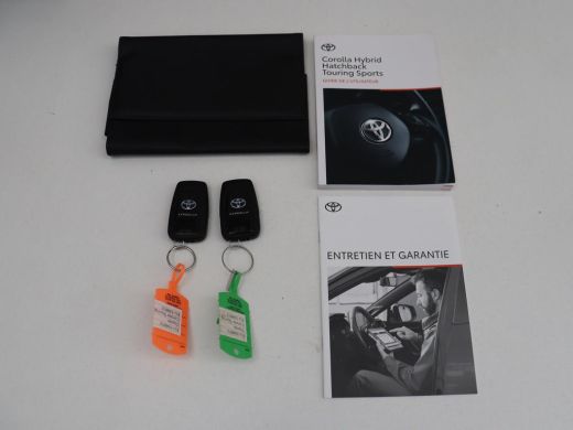 Toyota Corolla 1.8 Hybrid Active | Stoelverwarming | Adaptive cruise | Camera | Navigatie | Parkeerhulp | Blueto... ActivLease financial lease