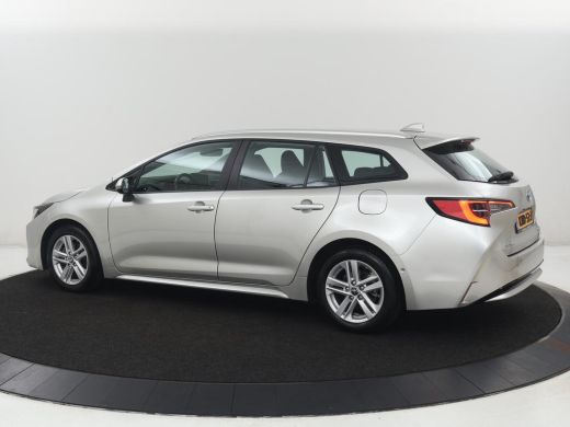 Toyota Corolla 1.8 Hybrid Active | Stoelverwarming | Adaptive cruise | Camera | Navigatie | Parkeerhulp | Blueto... ActivLease financial lease
