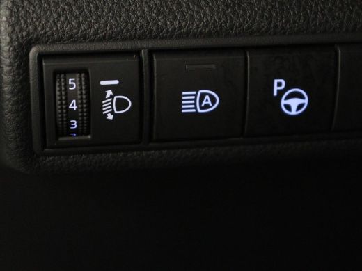Toyota Corolla 1.8 Hybrid Active | Stoelverwarming | Adaptive cruise | Camera | Navigatie | Parkeerhulp | Blueto... ActivLease financial lease