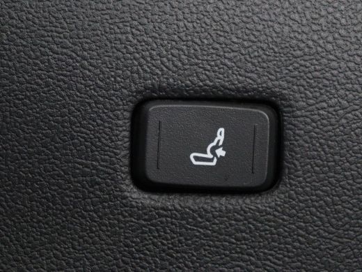 Toyota Corolla 1.8 Hybrid Active | Stoelverwarming | Adaptive cruise | Camera | Navigatie | Parkeerhulp | Blueto... ActivLease financial lease