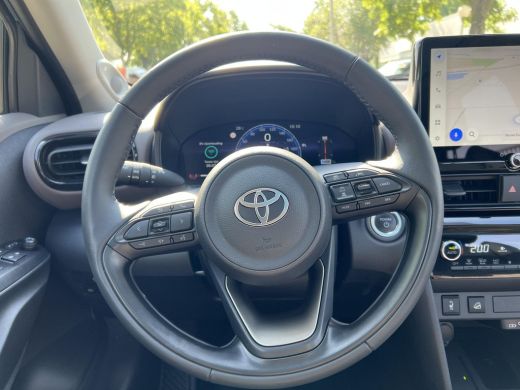 Toyota Yaris Cross 1.5 Hybrid AWD 130 Launch Edition ActivLease financial lease