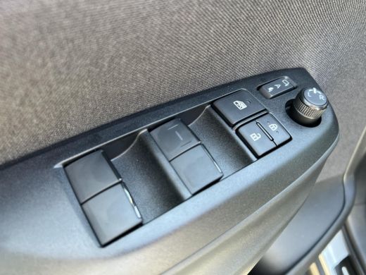 Toyota Yaris Cross 1.5 Hybrid AWD 130 Launch Edition ActivLease financial lease