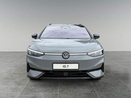 Volkswagen ID.7 Limited Edition Plus 77 kWh 286pk | Trekhaak | Matrix LED 'IQ Light' | 360 camera ActivLease financial lease