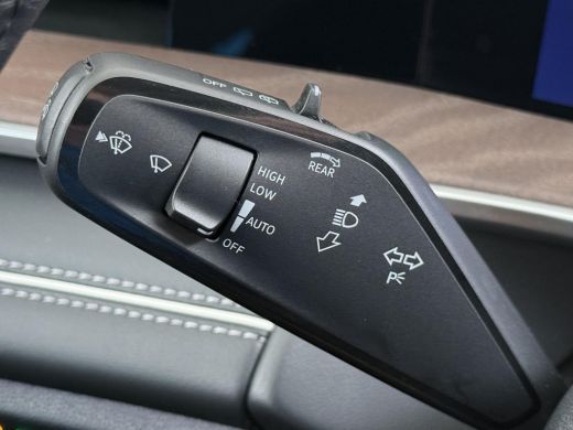 Volkswagen Tayron 1.5 eHybrid Elegance STOEL- & STUURWIELVERWARMING | IQ LED | ELEK. TREKHAAK | 360&deg; CAMERA | BLIND... ActivLease financial lease