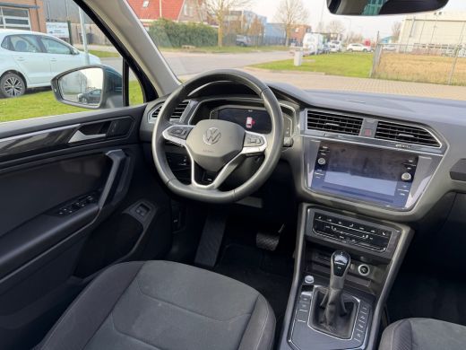 Volkswagen Tiguan 1.4 TSI eHybrid Pano | Wegklapbare Trekhaak ActivLease financial lease