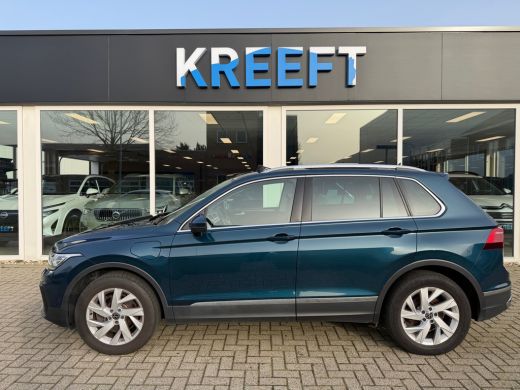Volkswagen Tiguan 1.4 TSI eHybrid Pano | Wegklapbare Trekhaak ActivLease financial lease