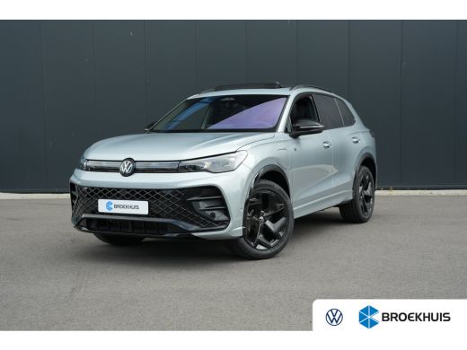 Volkswagen Tiguan 1.5 eHybrid R-Line Edition Harman Kardon | Head-Up | Panorama | 360 Camera | Leer | ActivLease financial lease