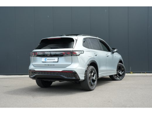 Volkswagen Tiguan 1.5 eHybrid R-Line Edition Harman Kardon | Head-Up | Panorama | 360 Camera | Leer | ActivLease financial lease