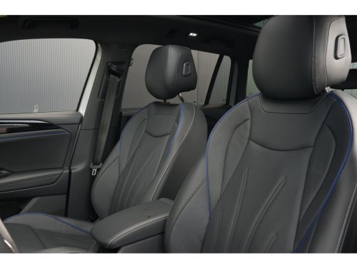 Volkswagen Tiguan 1.5 eHybrid R-Line Edition Harman Kardon | Head-Up | Panorama | 360 Camera | Leer | ActivLease financial lease