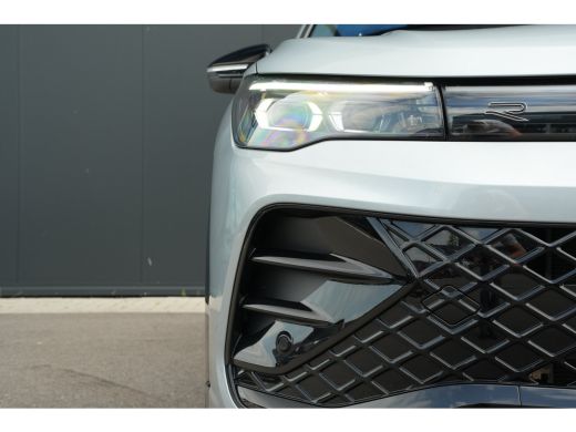 Volkswagen Tiguan 1.5 eHybrid R-Line Edition Harman Kardon | Head-Up | Panorama | 360 Camera | Leer | ActivLease financial lease